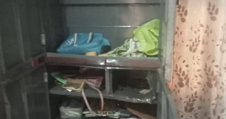 हल्द्वानी : लालकुआँ के बिन्दुखत्ता में दिनदहाड़े लाखों रूपये की चोरी, पुलिस कर रही है मामले की जांच
