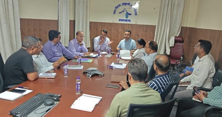 हल्द्वानी :(बड़ी खबर) DM के निर्देश पर शहर के विभिन्न कार्यों की समीक्षा