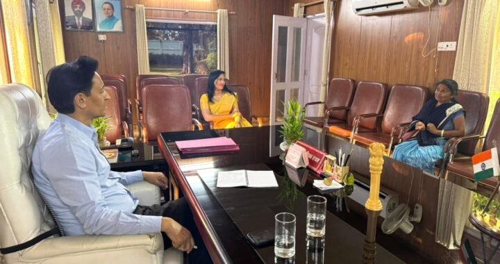 हल्द्वानी: कुमाऊं कमिश्नर दीपक रावत के प्रयास से 14 साल बाद मिला गीता को न्याय, जमीन की हुई रजिस्ट्री।