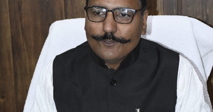 नैनीताल में अब नहीं चलेगी मनमानी! फुटपाथों पर कब्जा करने वालों पर होगा बड़ा एक्शन