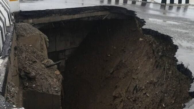 देहरादून :(बड़ी खबर) 16 करोड़ की सड़क बनी ‘पाताल लोक’ का रास्ता!