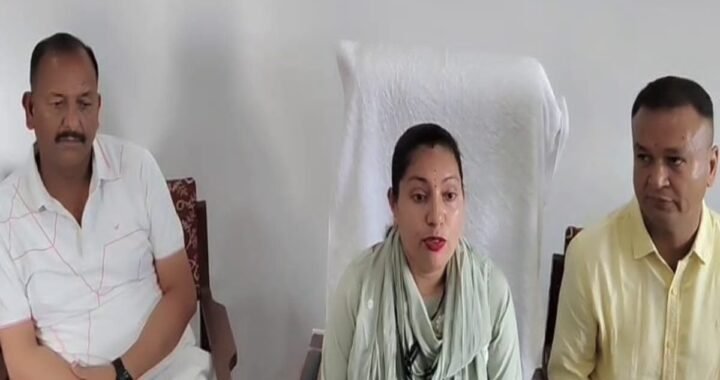 उत्तराखंड: कांग्रेस से निष्कासित नेताओं ने खोला मोर्चा, बोले- दिल्ली जाकर हाईकमान के सामने रखेंगे पक्ष