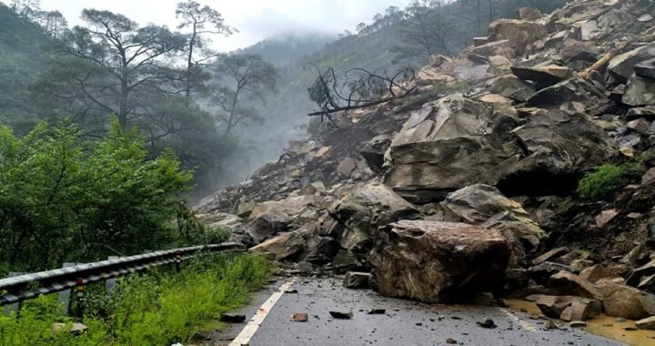 उत्तराखंड में यहां मूसलाधार बारिश से बिगड़े हालात, भूस्खलन के कारण सिमली-ग्वालदम हाईवे बंद