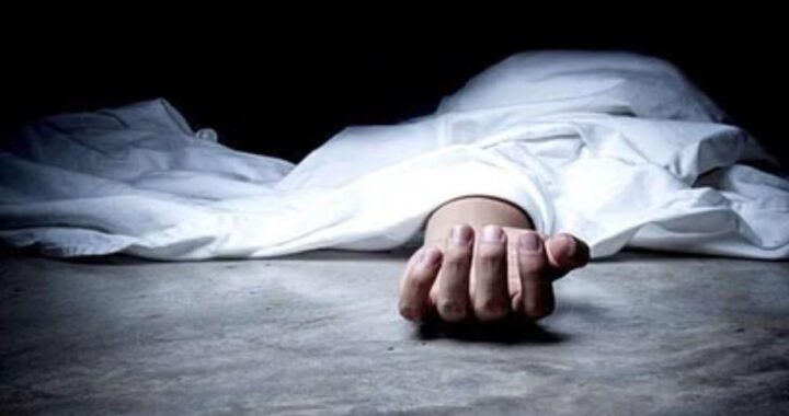 उत्तराखंड में यहां सड़क किनारे अचानक पलटा कंटेनर, नीचे दब गया 19 साल का मजदूर; मौत !