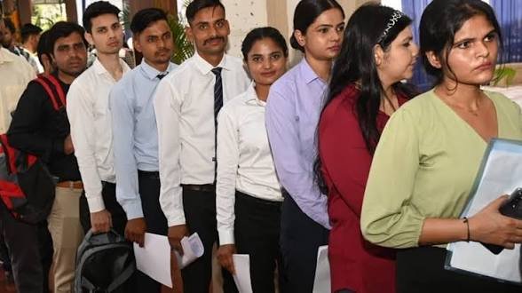 बेरोजगार युवाओं के लिए बड़ी खुशखबरी, देहरादून में लगेगा मेगा रोजगार मेला