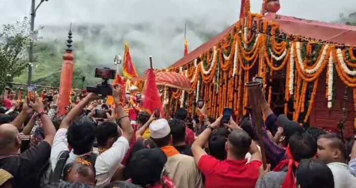 उत्तराखंड में शुरू हुई नंदा देवी की बड़ी जात, कुरुड़ से कैलाश रवाना हुई यात्रा