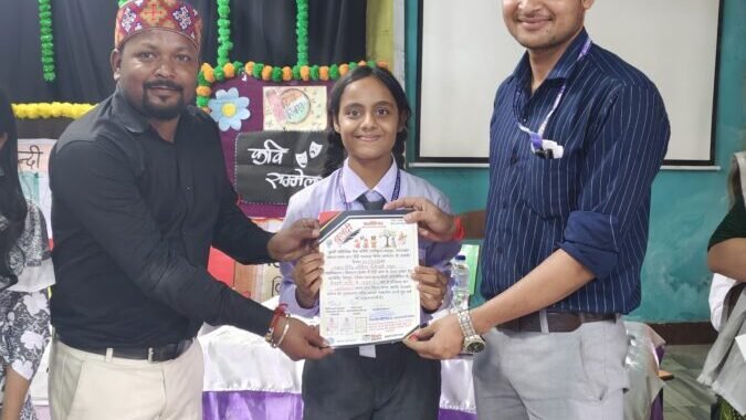 हिंदी दिवस पर मंच पर छाए नन्हे कवि, चाइल्ड सैक्रेड स्कूल में बच्चों ने अपनी कविताओं से लूटी महफिल