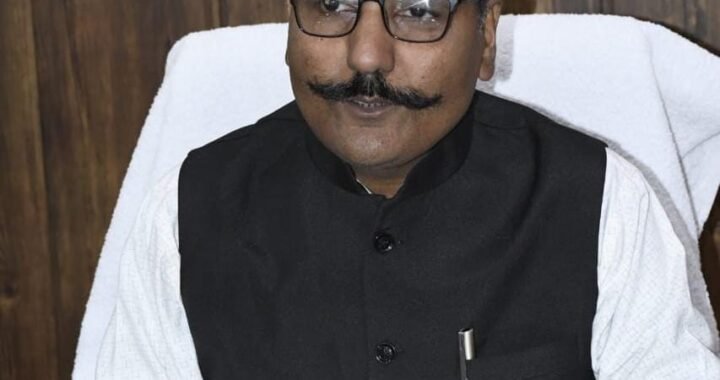 नैनीताल :(बड़ी खबर) कल नैनीताल, भवाली एवं भीमताल में शिक्षण संस्थान व आंगनबाड़ी केंद्र रहेंगे बंद