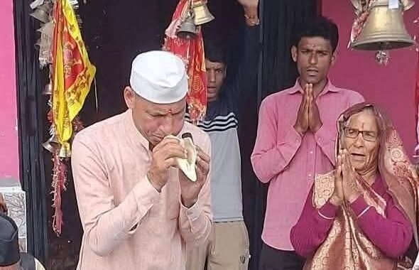 भीमताल : आमा मंदिर से हरीश पनेरू ने किया चुनावी शंखनाद, भीमताल विधानसभा में भ्रष्टाचार और अनैतिक कार्यों के खिलाफ संघर्ष का किया ऐलान….