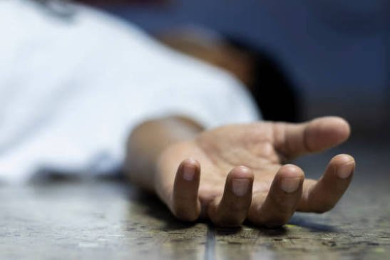उत्तराखंड में यहाँ लोहे के पुल पर लटका मिला युवक का शव