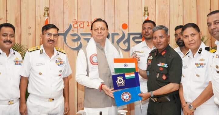 उत्तराखंड: माउंट मुकुट ईस्ट फतह कर देहरादून लौटा दल, सीएम धामी ने दी बधाई