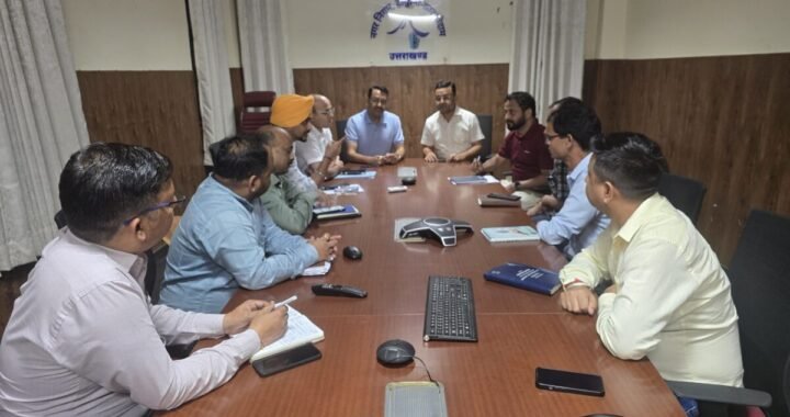 हल्द्वानी की सड़कों के गड्ढे भरने में तेजी लाने के निर्देश, पानी की लीकेज ठीक करने के लिए मिला 2 दिन का समय