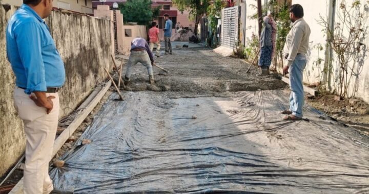 हल्द्वानी : जज फार्म ई-ब्लॉक में 170 मीटर सीसी सड़क का पुनर्निर्माण शुरू, 20 परिवारों को मिलेगा लाभ..