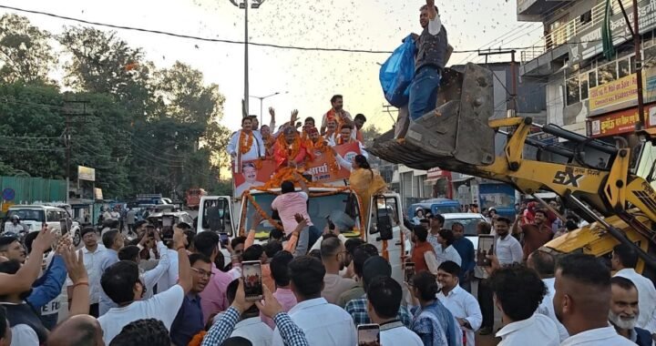 राज्यसभा सांसद बनने के बाद पहली बार हल्द्वानी पहुंचे दिनेश आर्या, स्वागत में उमड़ा हुजूम