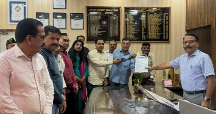 हल्द्वानी : यातायात व्यवस्था सुधारने और आवासीय परिसरों में व्यावसायिक प्रतिष्ठानों के मामले में पुनर्विचार याचिका लगाने की मांग