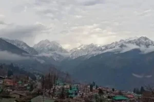 उत्तराखंड के 5 पहाड़ी जिलों में बारिश-बर्फबारी के आसार, बढ़ेगी ठंड